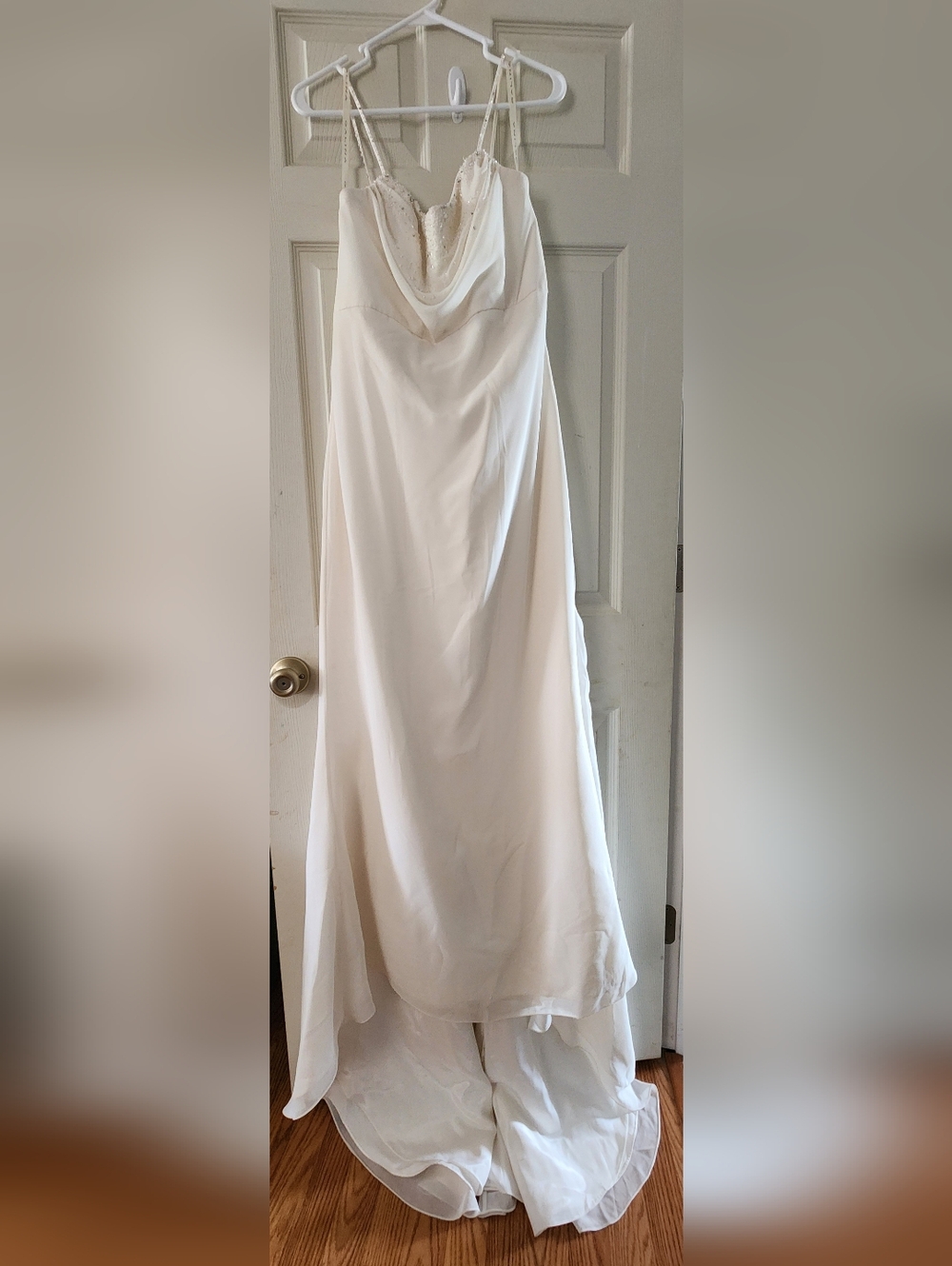 David's Bridal Galina Wedding Dress Size 16 Ivory Beaded GV8358